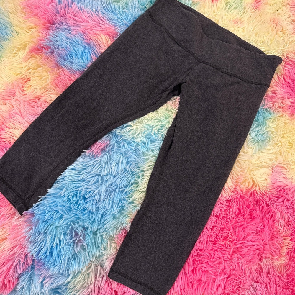 Lululemon Wunder Under Crop Leggings Charcoal Gray Heathered Size 12 Yoga‎ Pants
